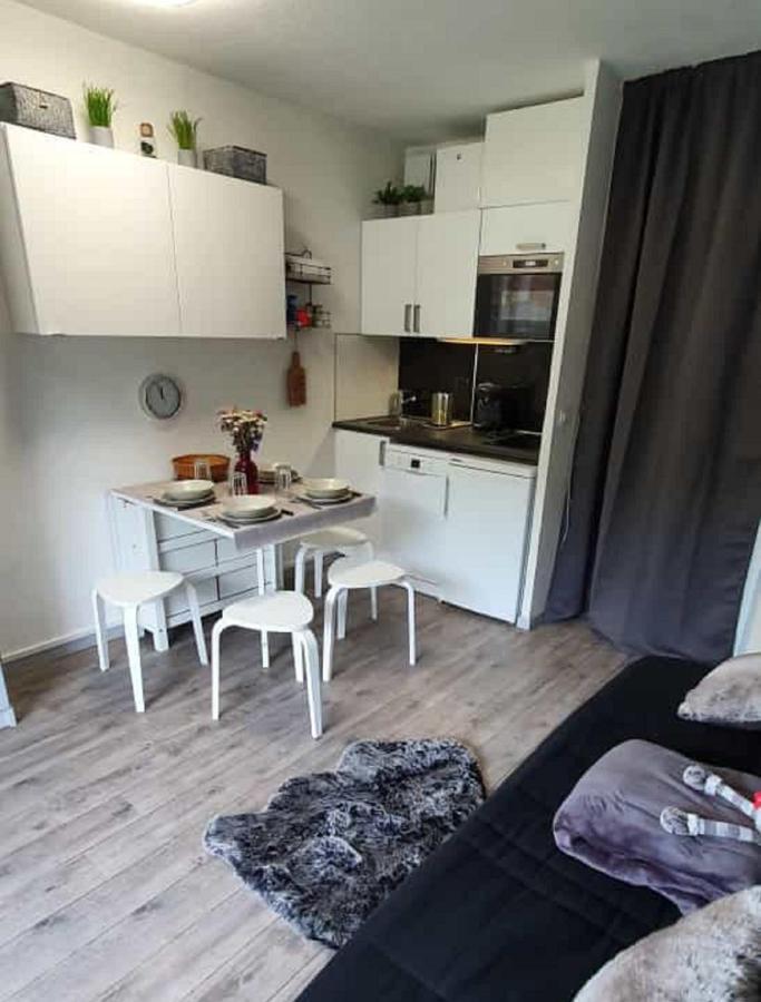 Studio 2 Alpes, Proche Lac Buissonniere, Menage Inclus, Balcon, Parking Les Deux Alpes Kültér fotó